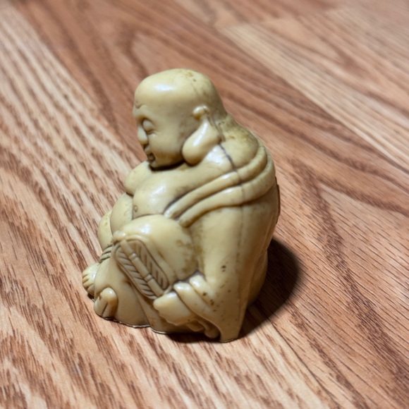 Resin Buddha Resting Head Figurine. Approximately 2” Tall. Great Condition - Picture 2 of 6